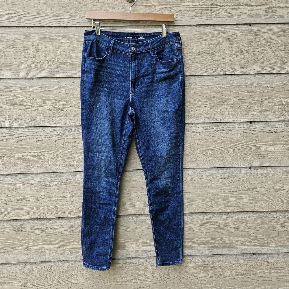 Old Navy High Rise Wow Super Skinny jeans size 12